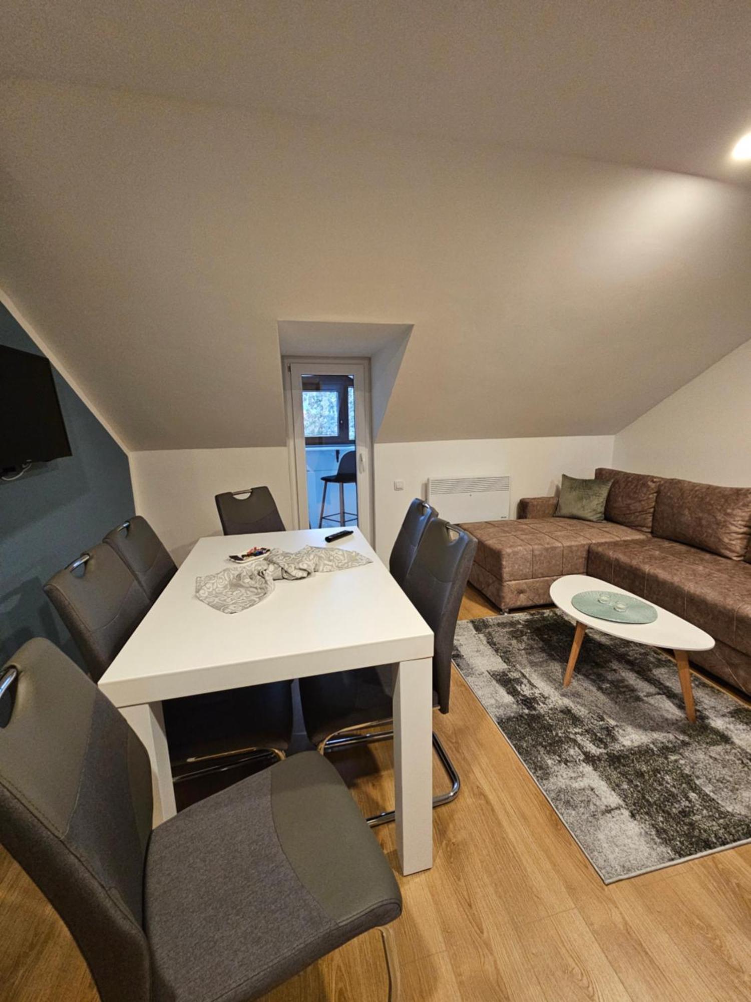 Apartmani Lotus Vrdnik Exterior foto